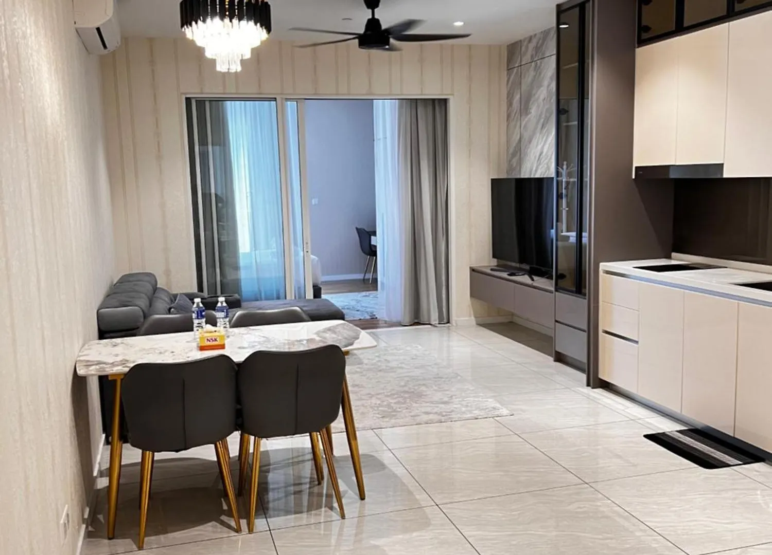 Quill Residence Service Suites Kuala Lumpur