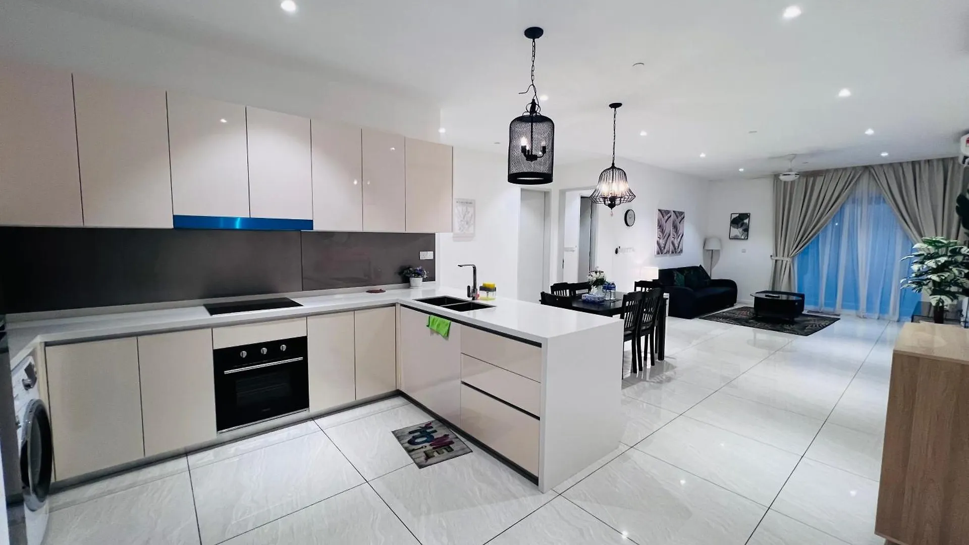 Quill Residence Service Suites Kuala Lumpur Apartment