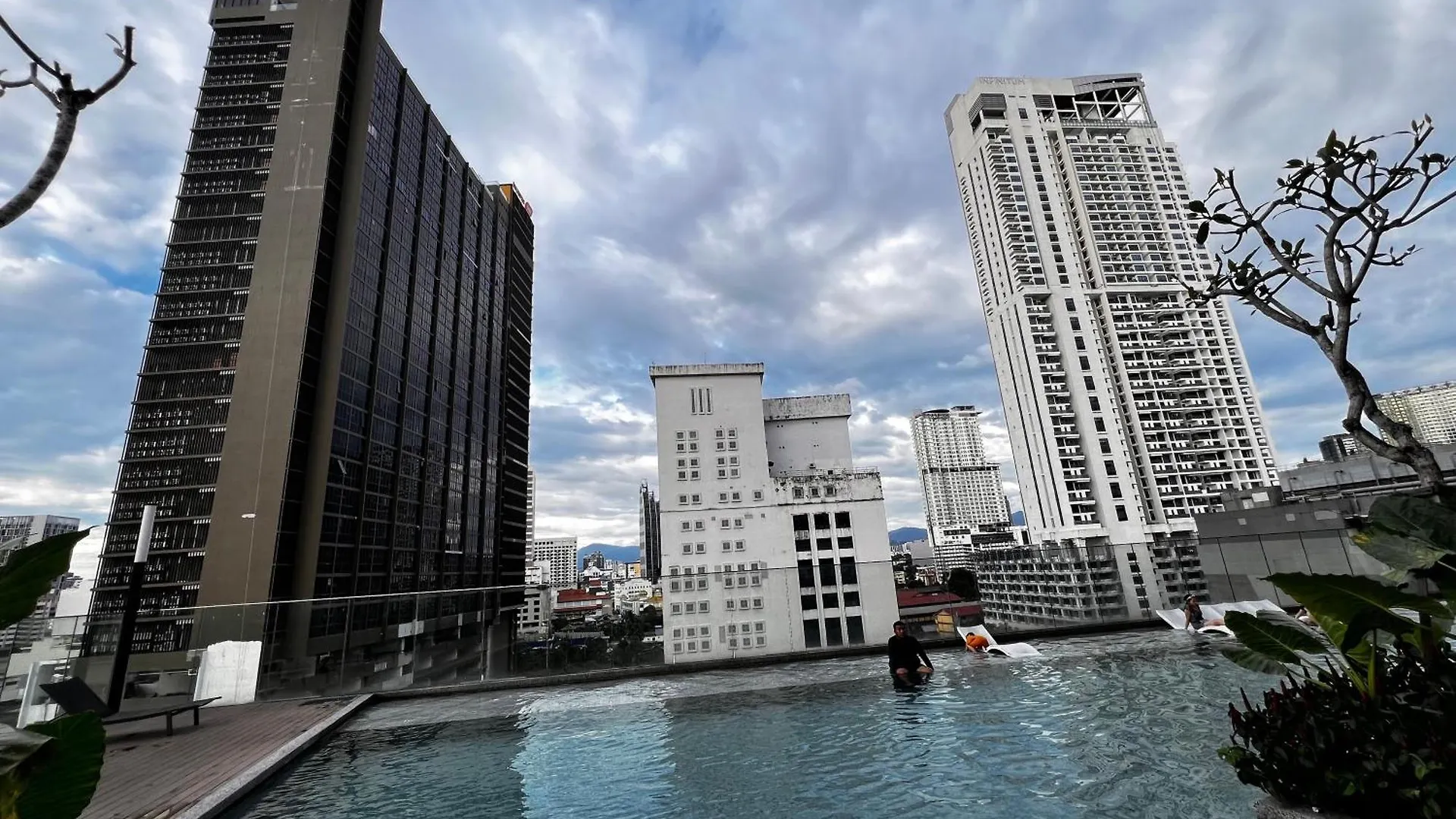 Quill Residence Service Suites Kuala Lumpur Apartment