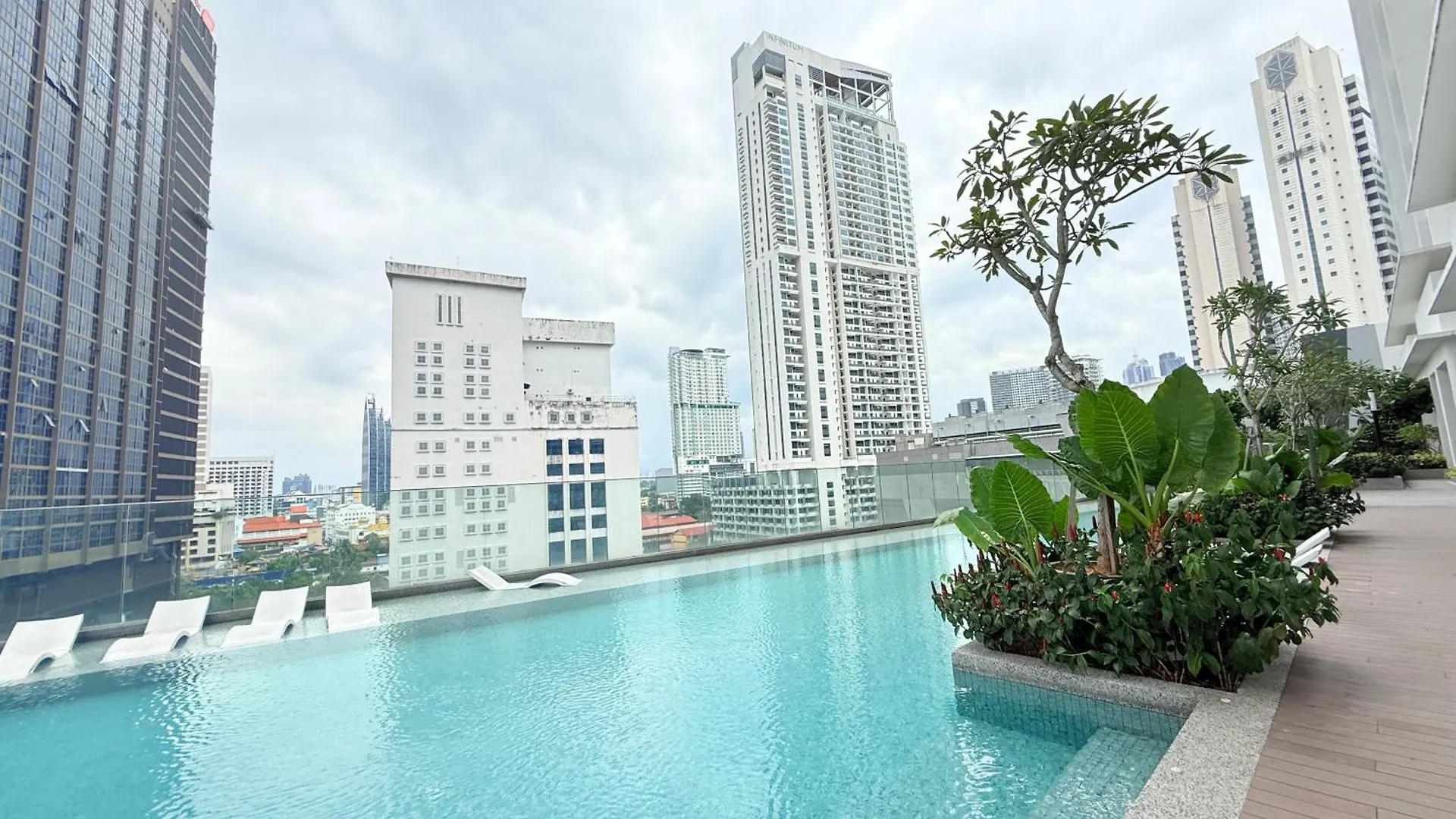 Quill Residence Service Suites Kuala Lumpur 0*,